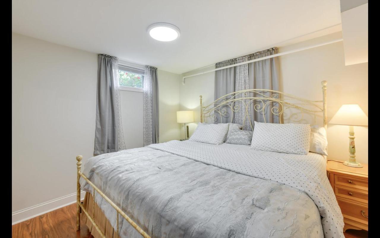 Splendid Cheerful 2-Bedroom Residential Хаятсвил Екстериор снимка