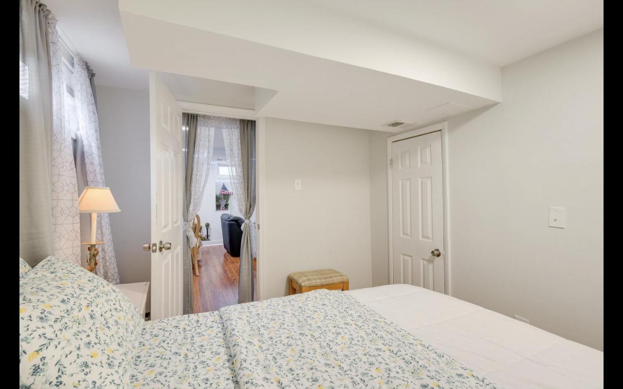 Splendid Cheerful 2-Bedroom Residential Хаятсвил Екстериор снимка